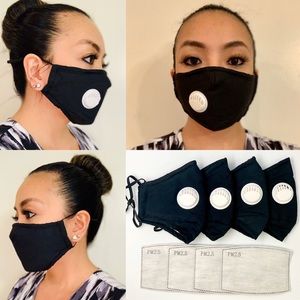 Set of 4 Black Breathable Masks with Filter Pocket
